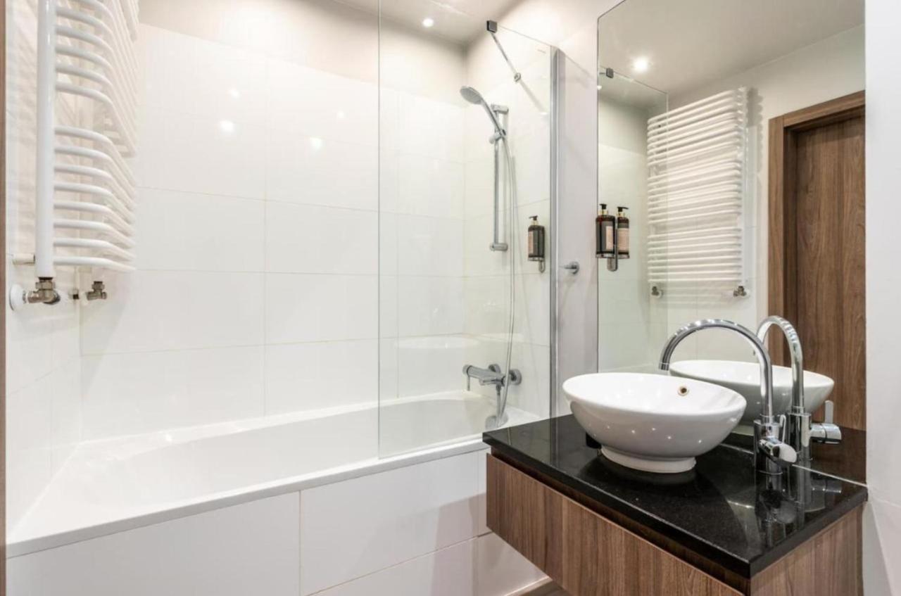 Golden Apartments Warsaw - Browary Warszawskie - Luxury & Cozy Apartments - Oxygen Residence- Wronia Екстер'єр фото